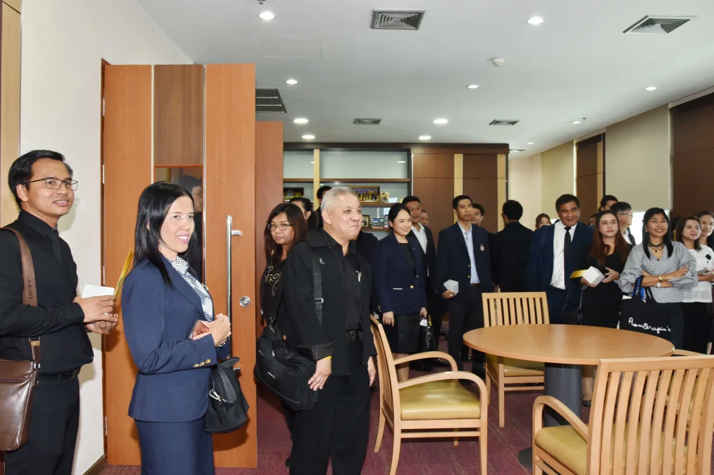 600712 15 scaled คณะผู้บริหารและบุคลากร มหาวิทยาลัยวลัยลักษณ์ เยี่ยมชมสถาบัน