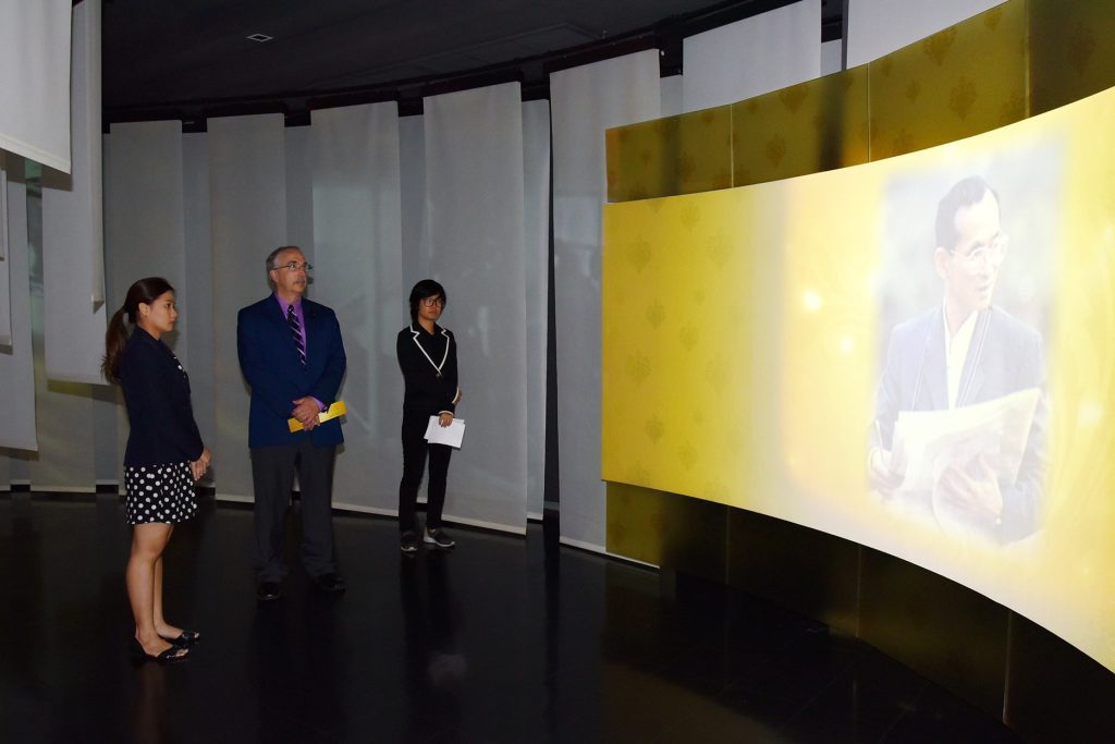 Dr. Gerard L. Hanley, California State University เยือนสถาบัน