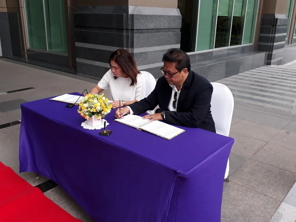 น้อมรำลึกในพระมหากรุณาธิคุณ เนื่องในโอกาสวันเฉลิมพระชนมพรรษา ๖๕ พรรษา สมเด็จพระเจ้าอยู่หัว มหาวชิราลงกรณ บดินทรเทพยวรางกูร