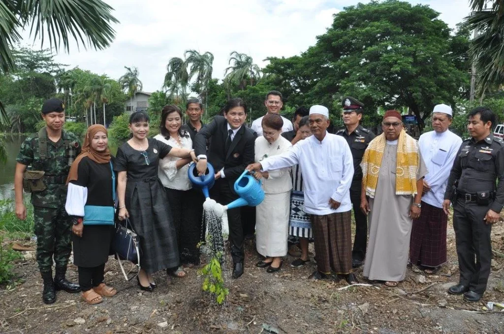 น้อมรำลึกในพระมหากรุณาธิคุณ เนื่องในโอกาสวันเฉลิมพระชนมพรรษา ๖๕ พรรษา สมเด็จพระเจ้าอยู่หัว มหาวชิราลงกรณ บดินทรเทพยวรางกูร
