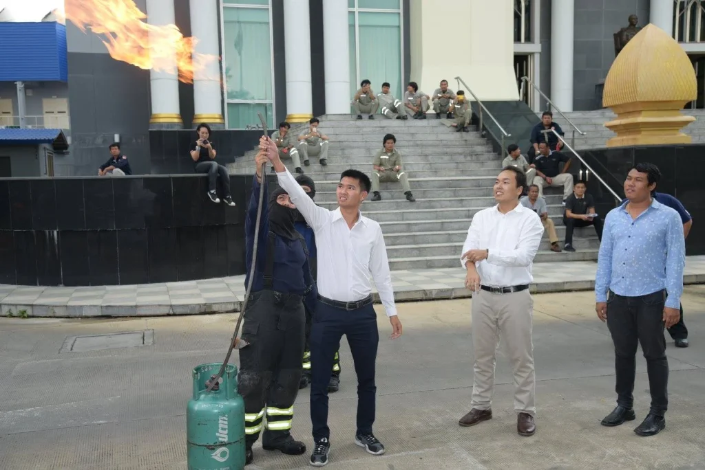 ฝึกซ้อมอพยพหนีไฟและแผ่นดินไหว ประจำปี 2560