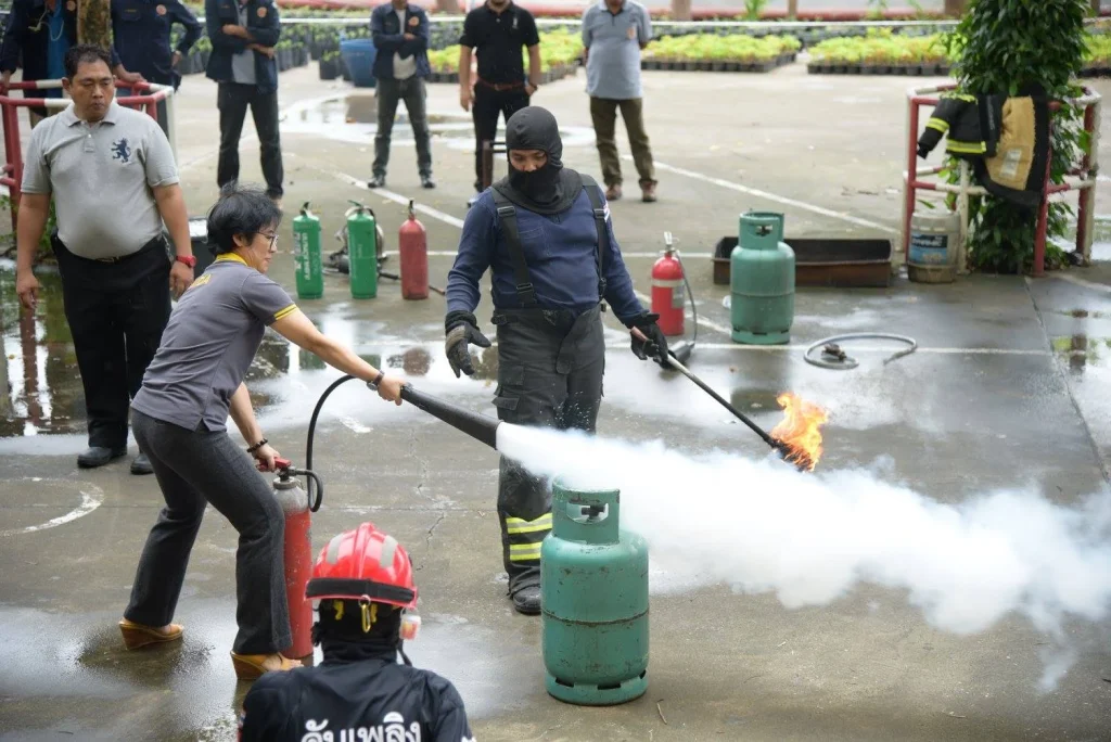 ฝึกซ้อมอพยพหนีไฟและแผ่นดินไหว ประจำปี 2560