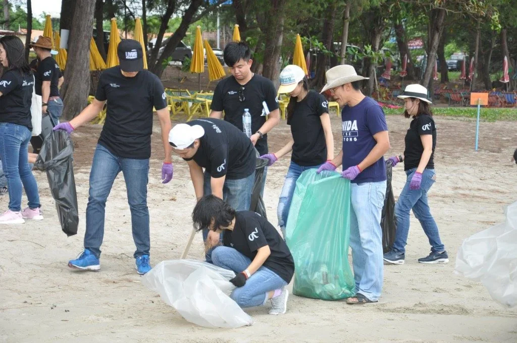 นิด้า ร่วมงานวันอนุรักษ์ชายฝั่งสากล ประจำปี 2560 จ.ระยอง