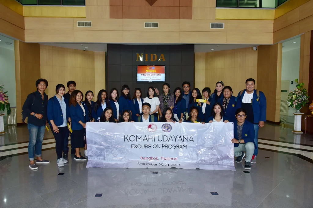 International Student Corps, Udayana University เยือนสถาบัน