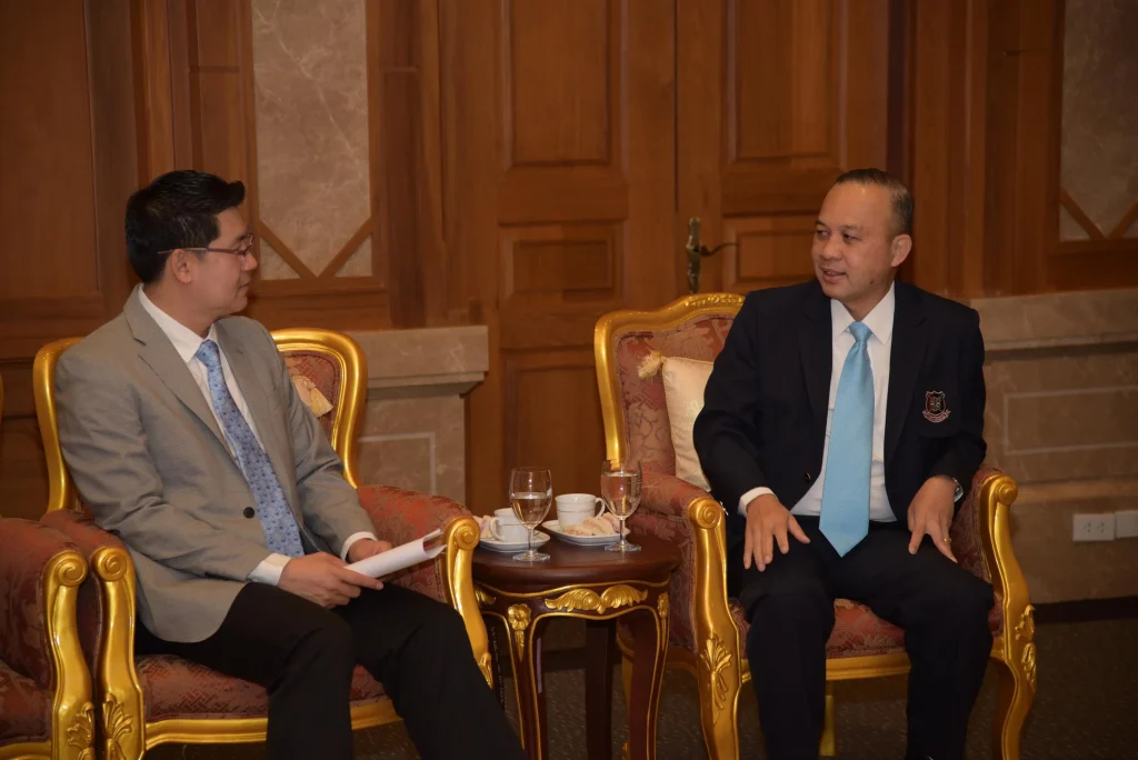 คณะผู้บริหารโรงเรียนนายร้อยตำรวจ ดูงานและเยี่ยมชมสถาบัน