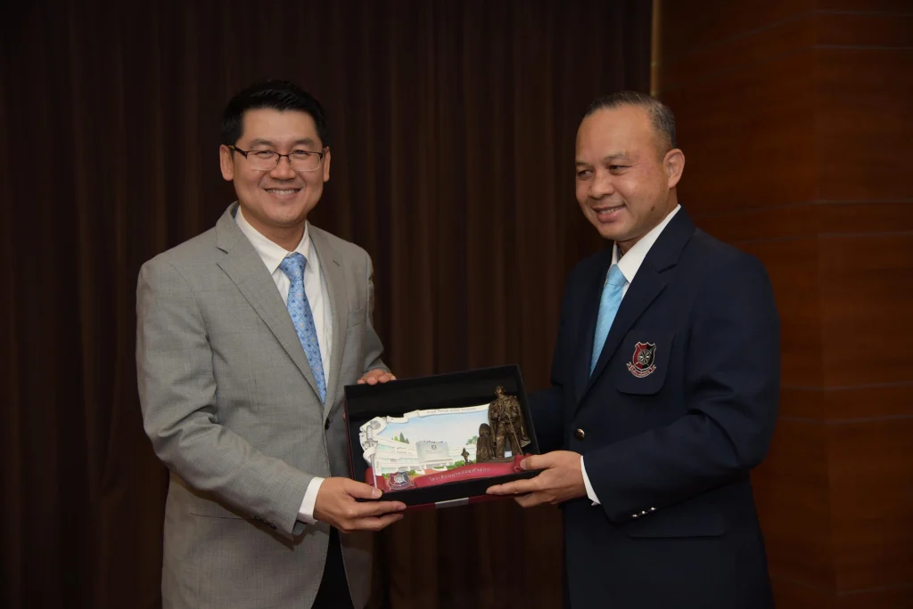 คณะผู้บริหารโรงเรียนนายร้อยตำรวจ ดูงานและเยี่ยมชมสถาบัน