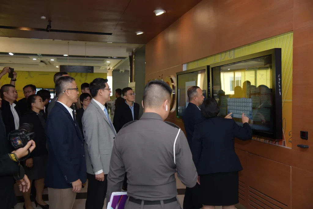 คณะผู้บริหารโรงเรียนนายร้อยตำรวจ ดูงานและเยี่ยมชมสถาบัน