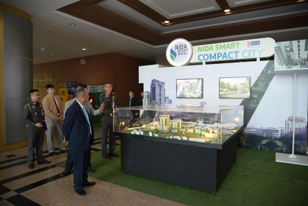 คณะผู้บริหารโรงเรียนนายร้อยตำรวจ ดูงานและเยี่ยมชมสถาบัน