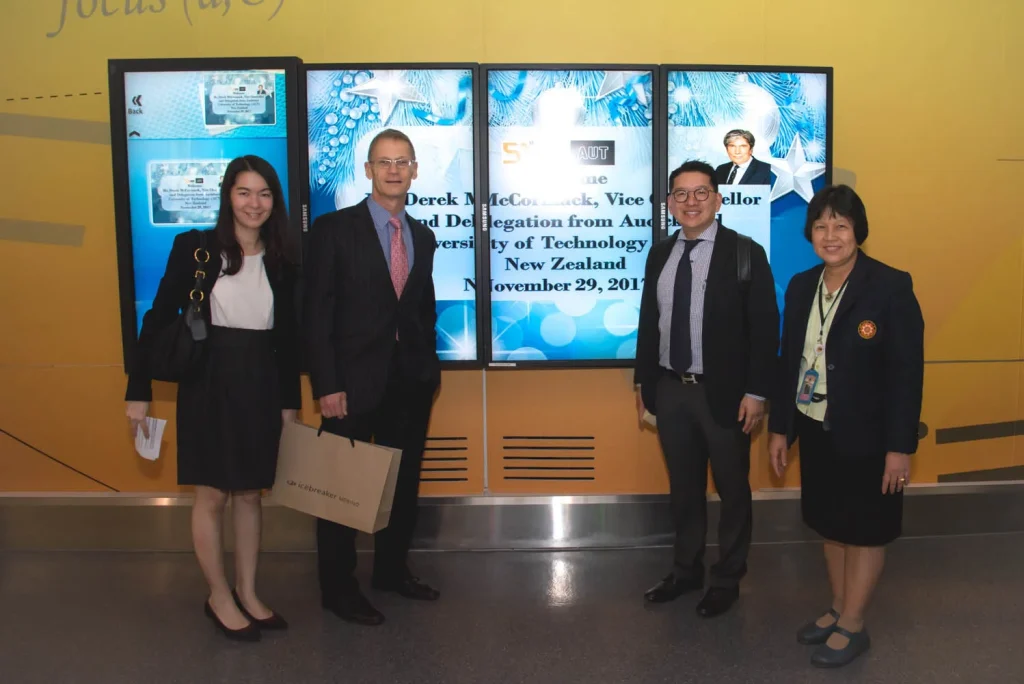 601129 01 Auckland University of Technology เยือนสถาบัน