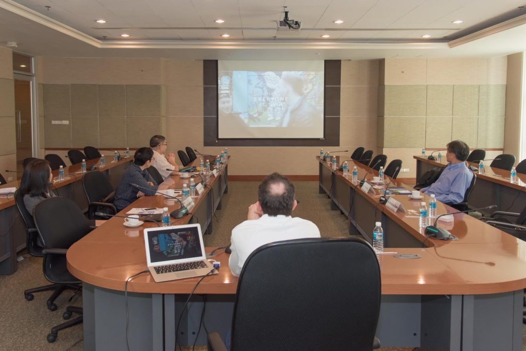 Nottingham Trent University เยือนสถาบัน