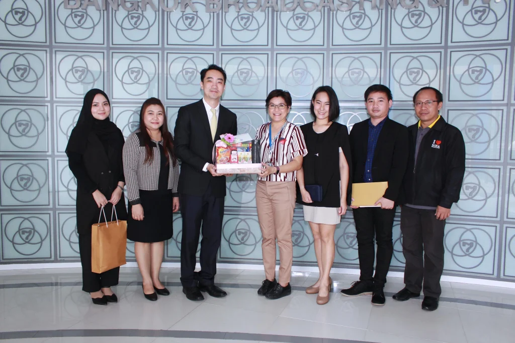 มอบกระเช้าสวัสดีปีใหม่ประจำปี 2561 แก่สื่อมวลชน