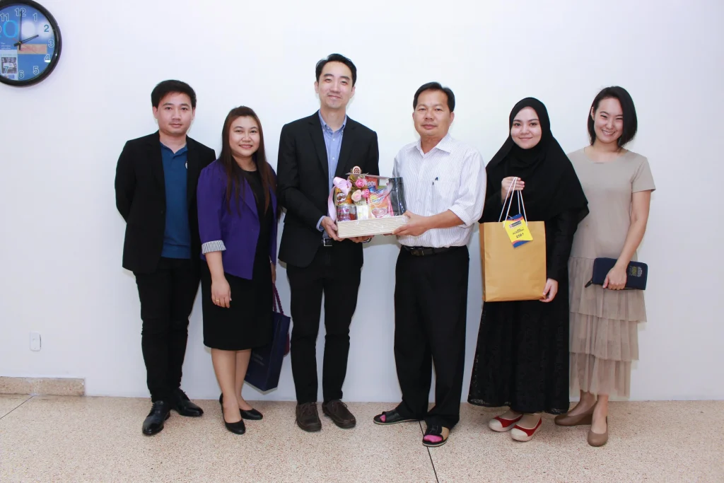มอบกระเช้าสวัสดีปีใหม่ประจำปี 2561 แก่สื่อมวลชน