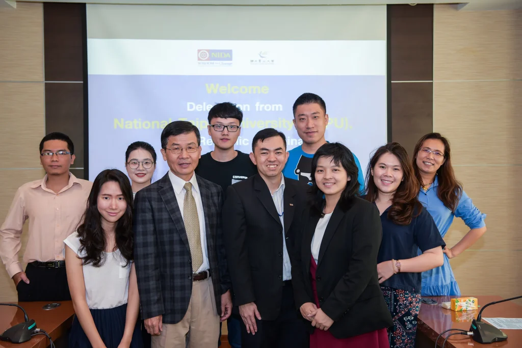 610205 02 National Taipei University (NTPU) เยือนสถาบัน