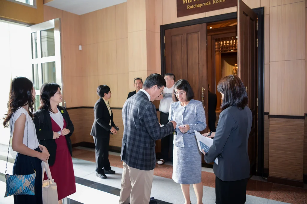 610205 04 National Taipei University (NTPU) เยือนสถาบัน