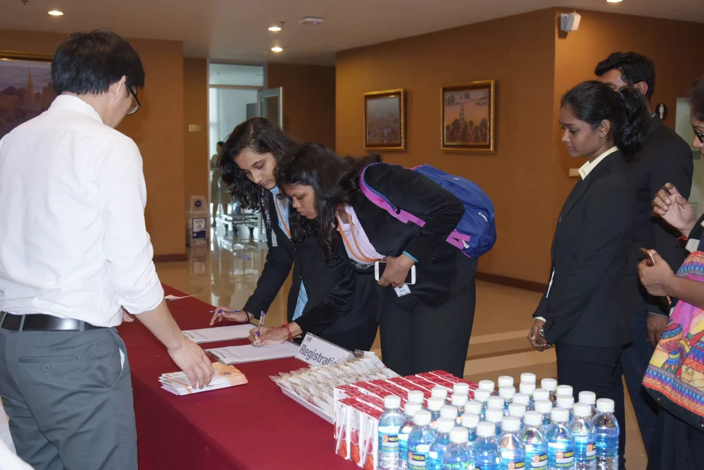 D.G. Vaishnav College (DG VC) เยือนสถาบัน