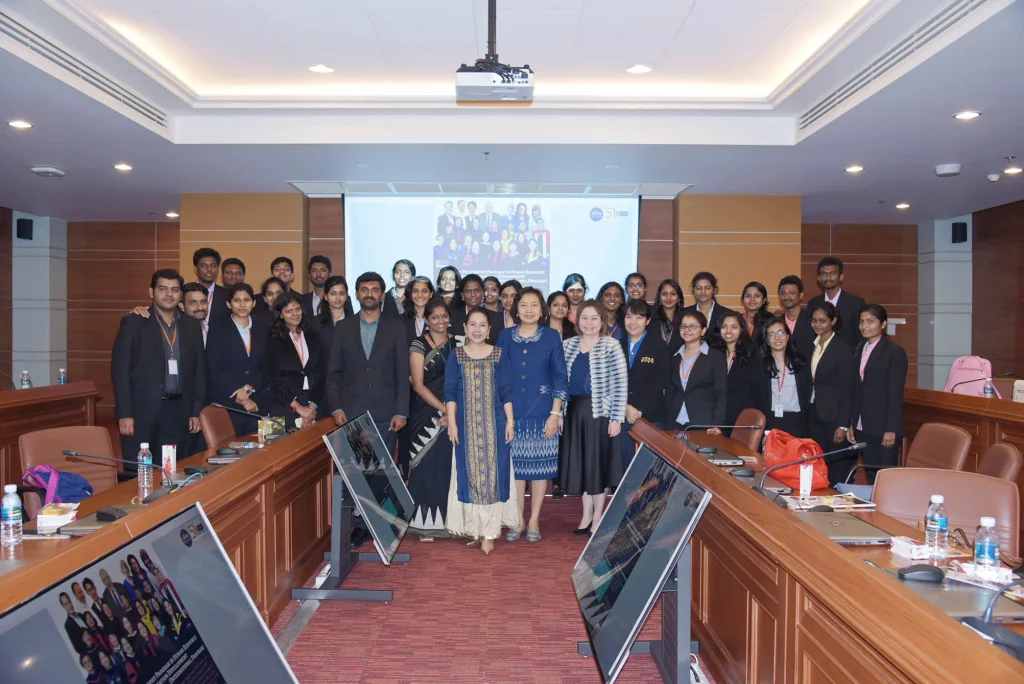 D.G. Vaishnav College (DG VC) เยือนสถาบัน