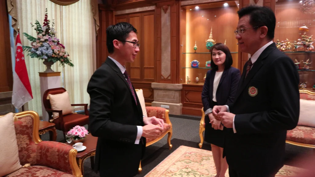 610313 02 scaled Embassy of the Republic of Singapore เยือนสถาบัน