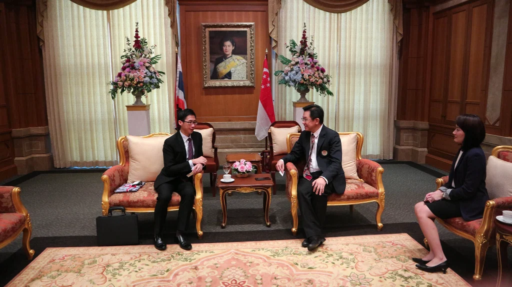 610313 03 scaled Embassy of the Republic of Singapore เยือนสถาบัน