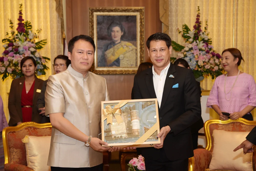 MOU คณะการจัดการการท่องเที่ยว (นิด้า) กับ บริษัท การบินกรุงเทพ จำกัด (มหาชน)