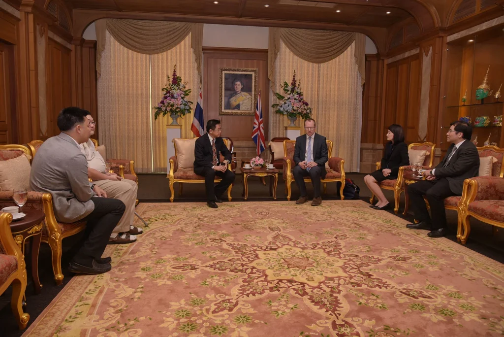 University of York เยือนสถาบัน