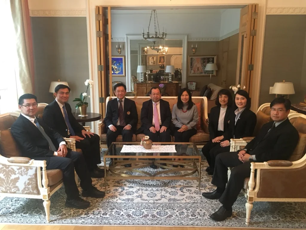 610522oia 02 ผู้บริหารสถาบัน เยี่ยมคารวะเอกอัครราชทูต ณ กรุงเวียนนา