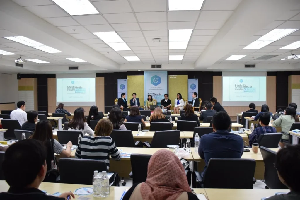 610523 15 ครบรอบ 6 ปี นิเทศ@นิด้า