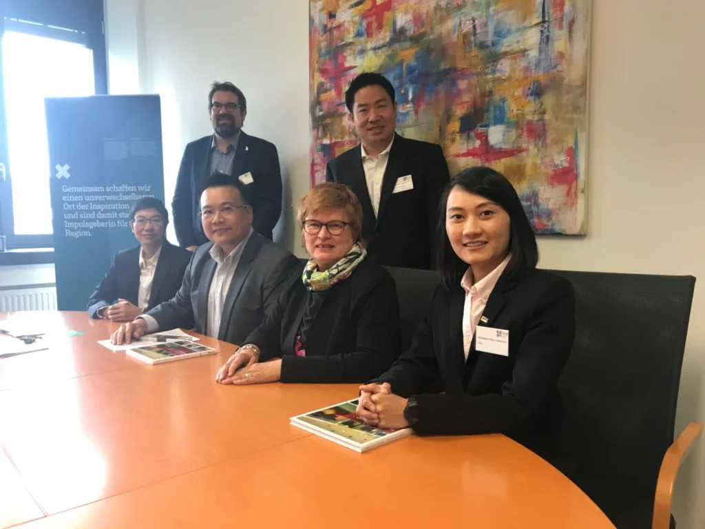 610624 เยือน Hochschule Bremen