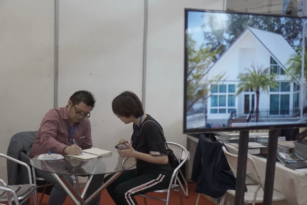 610624 04 งานนิทรรศการด้านการลงทุนระดับนานาชาติ