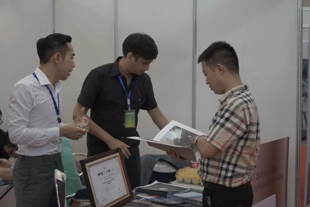 610624 07 งานนิทรรศการด้านการลงทุนระดับนานาชาติ