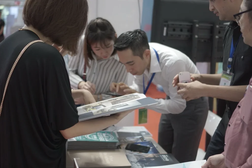 610624 10 งานนิทรรศการด้านการลงทุนระดับนานาชาติ