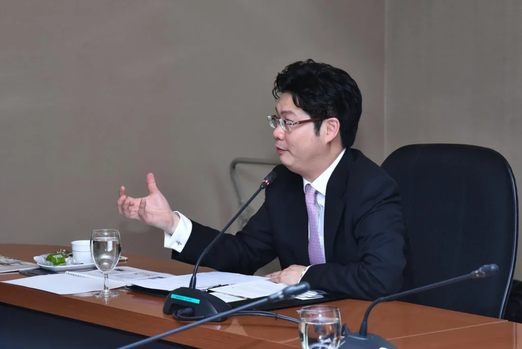 China Knowledge (Shanghai) Co., Ltd. เยือนสถาบัน