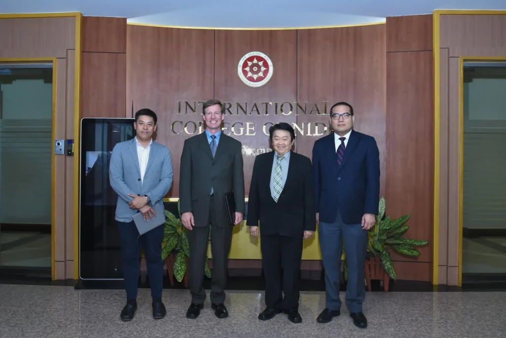 Indiana University (IU) เยือนสถาบัน