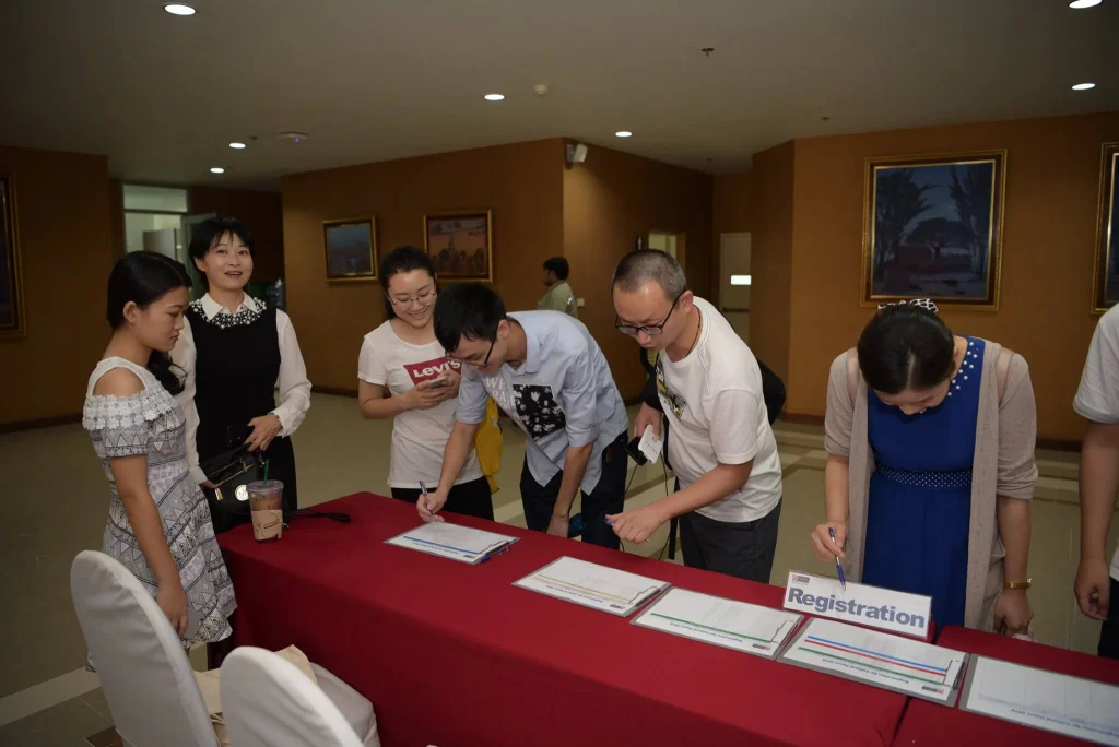 610823_01 Cultural Hours 2561