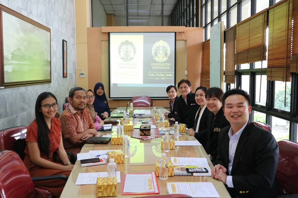 610909 02 NIDA 2nd International Education Road Show