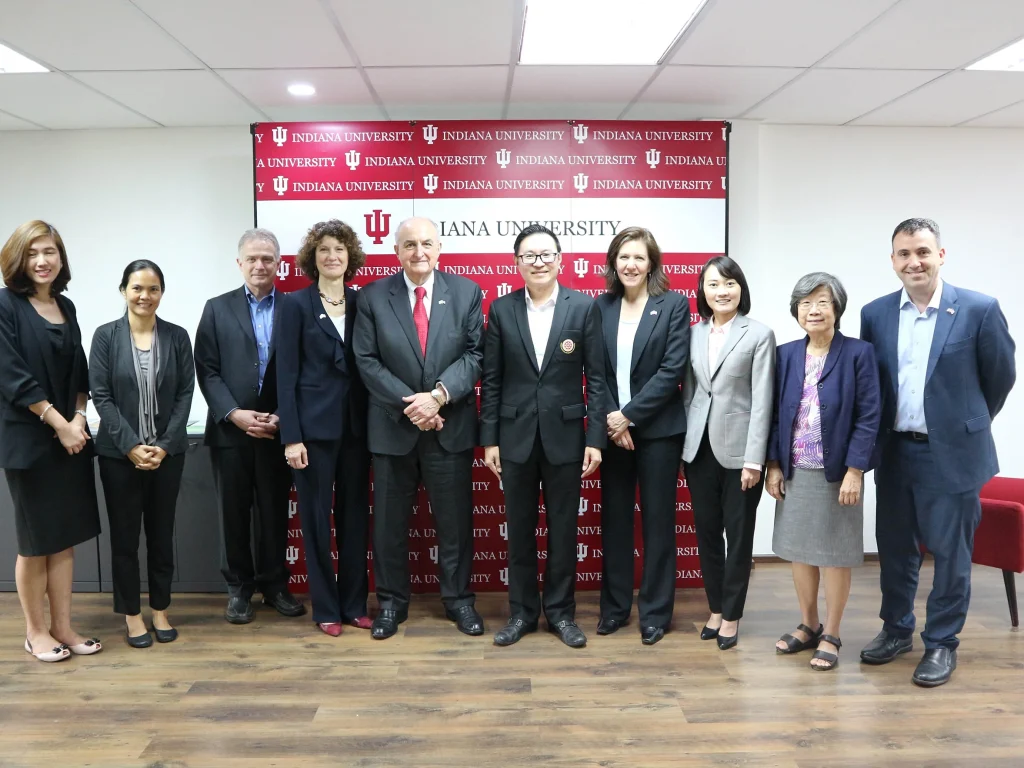 620226 04 เยือนสำนักงานมหาวิทยาลัยอินเดียน่าในภูมิภาคอาเซียน