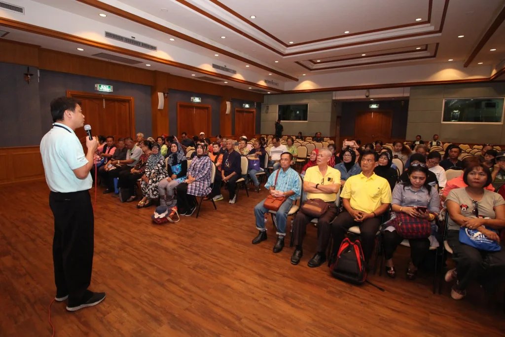 620227 02 โครงการพัฒนาภาวะผู้นำตามแนวทางปรัชญาของเศรษฐกิจพอเพียง