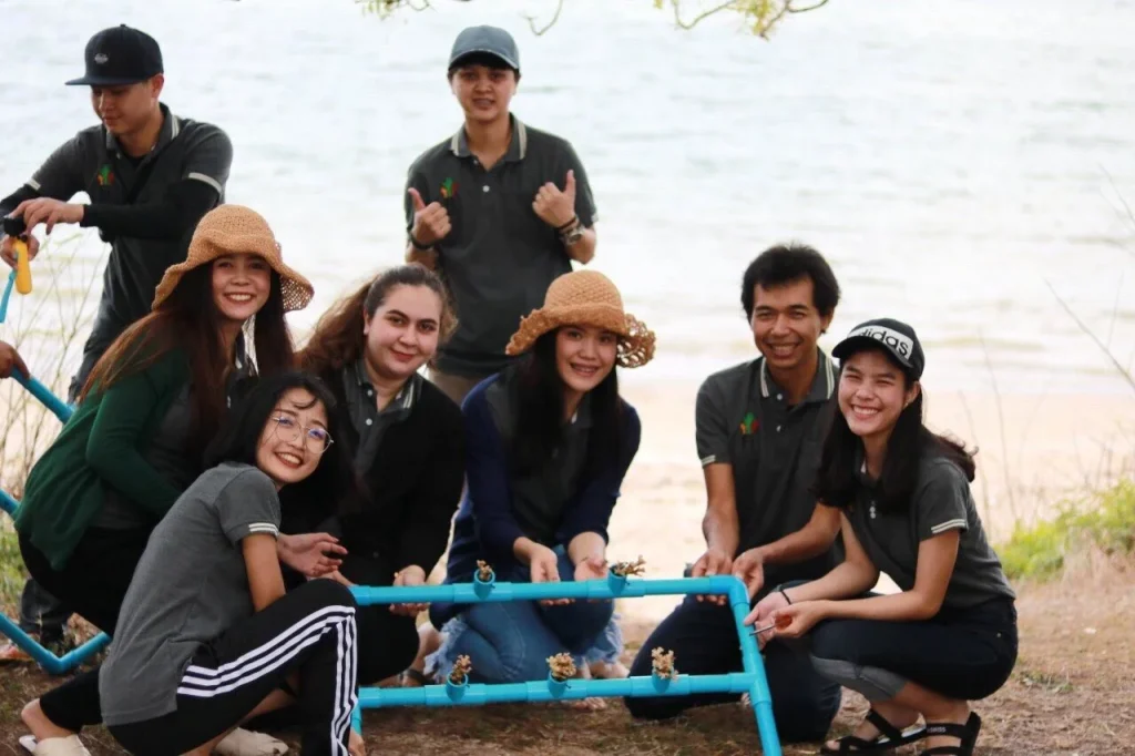 นักศึกษา รศ.นิด้า ร่วมกิจกรรม ฅนธรรมดี