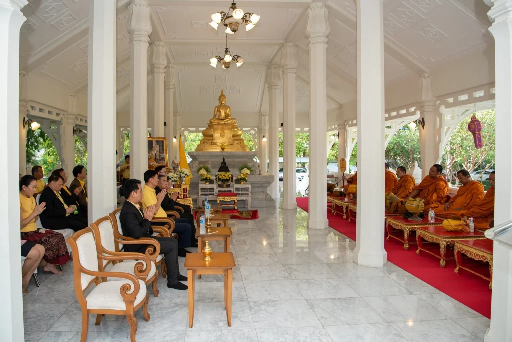 พิธีถวายพระพรชัยมงคลพระบาทสมเด็จพระเจ้าอยู่หัว