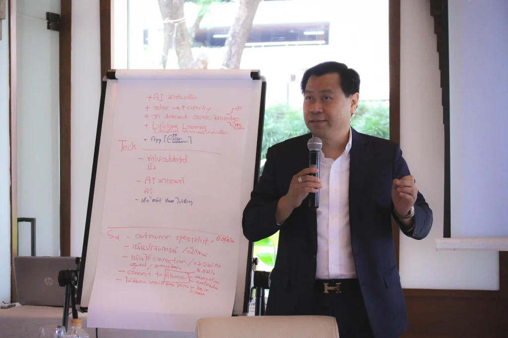 EXECUTIVE ALUMNI REDESIGN NIDA TOGETHER