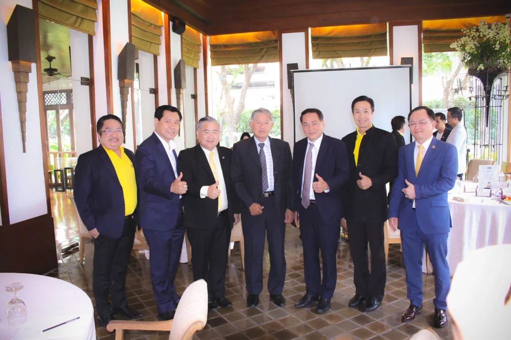 620525 18 EXECUTIVE ALUMNI REDESIGN NIDA TOGETHER