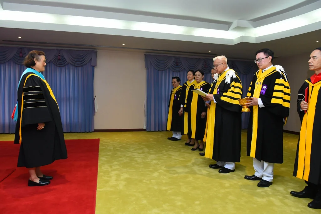 พิธีพระราชทานปริญญาบัตร ครั้งที่ 39