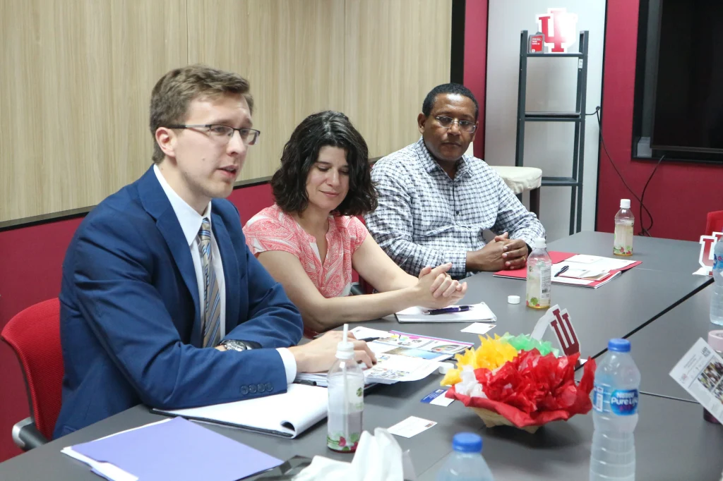 620530 03 scaled NIDA หารือกับมหาวิทยาลัยอินเดียน่า เรื่องการจัดงานประชุม R4D