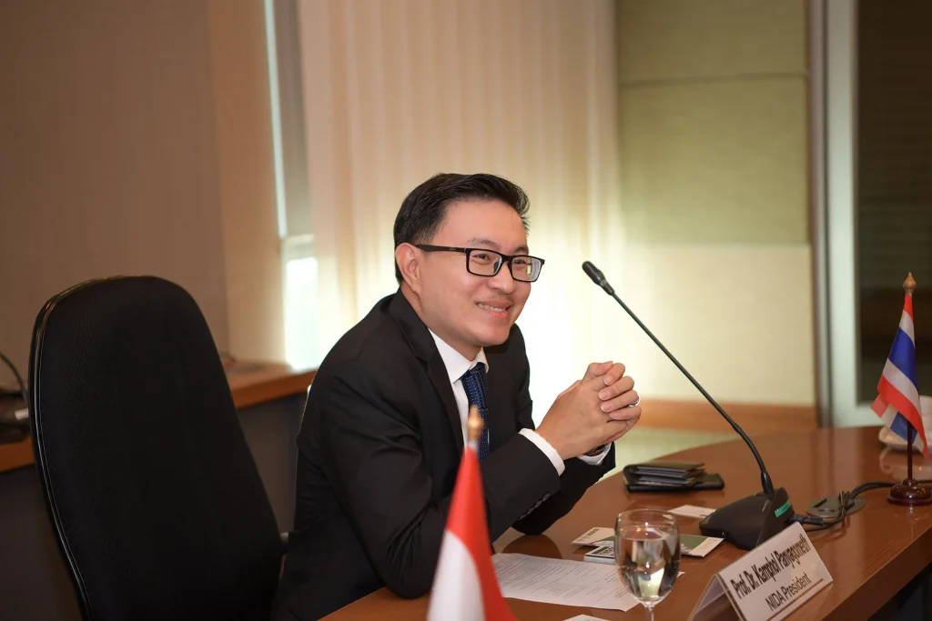 UMY เยือนสถาบัน