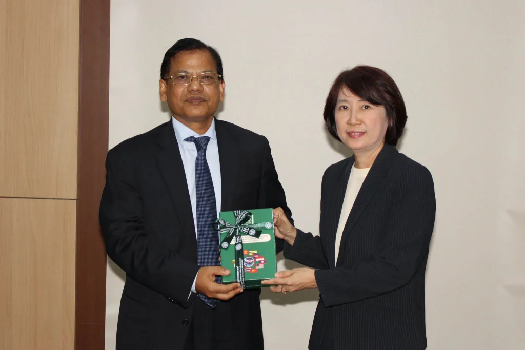 สถานเอกอัครราชทูต สาธารณรัฐประชาชนบังคลาเทศประจำประเทศไทย เยือนสถาบัน