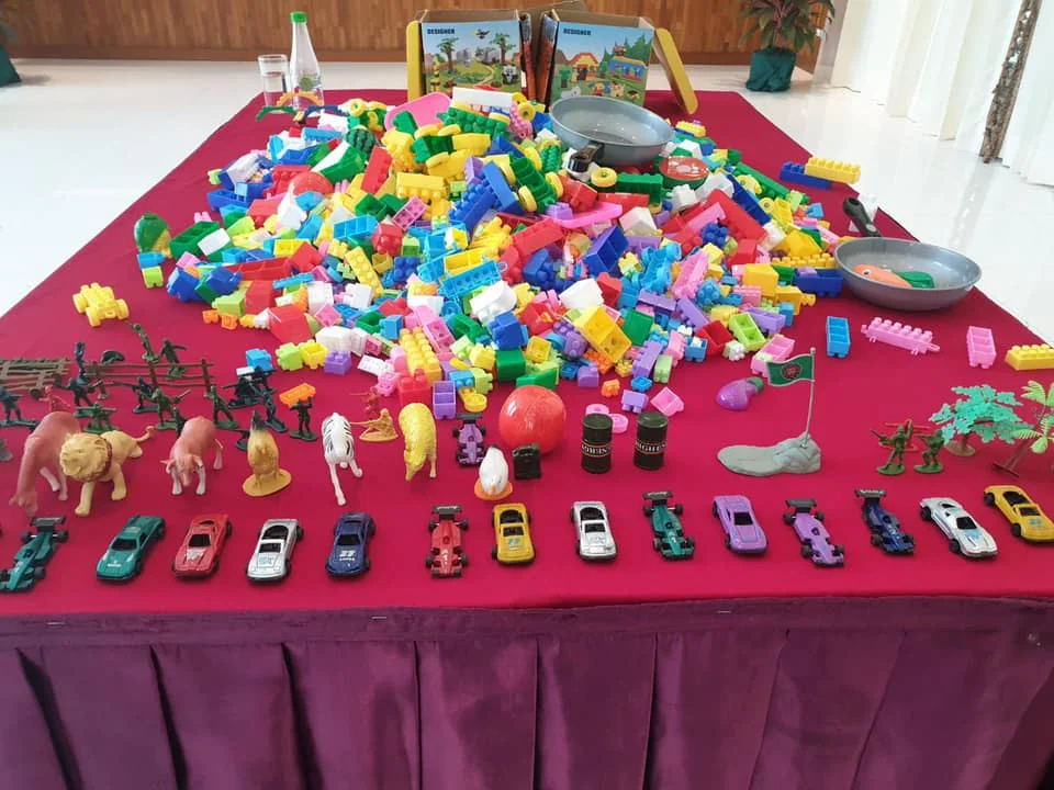 TALENT ALUMNI REDESIGN NIDA TOGETHER