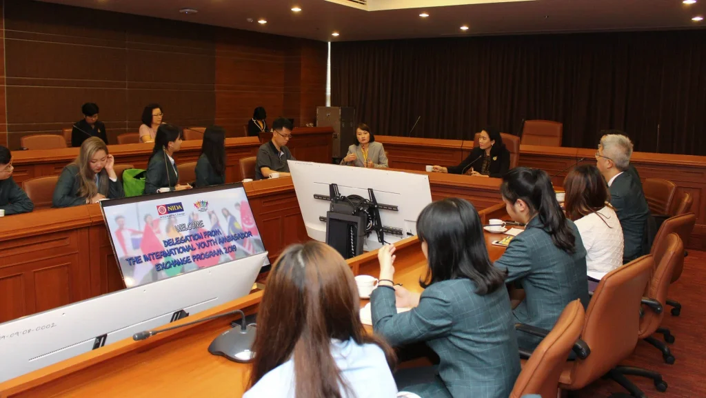 International Youth Ambassadors Exchange Program 2019 เยือนสถาบัน