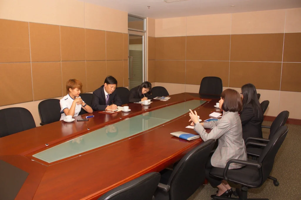 Mingde College of Guizhou University เยือนสถาบัน