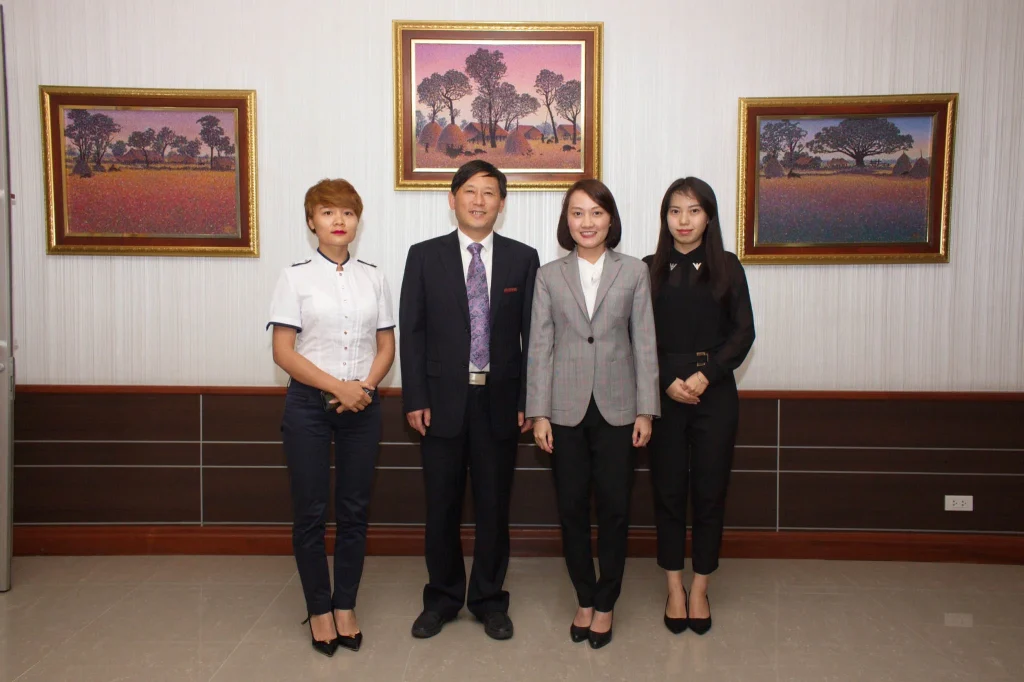 Mingde College of Guizhou University เยือนสถาบัน