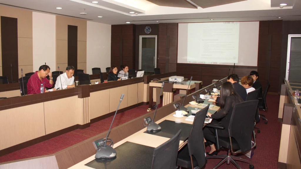 Mingde College of Guizhou University เยือนสถาบัน