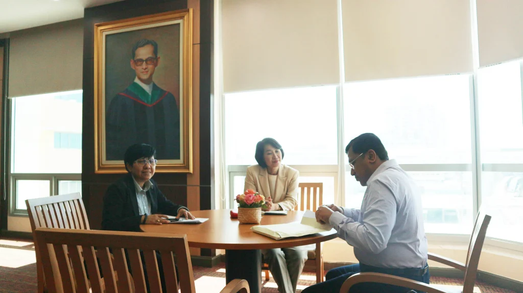 North South University (NSU) เยือนสถาบัน